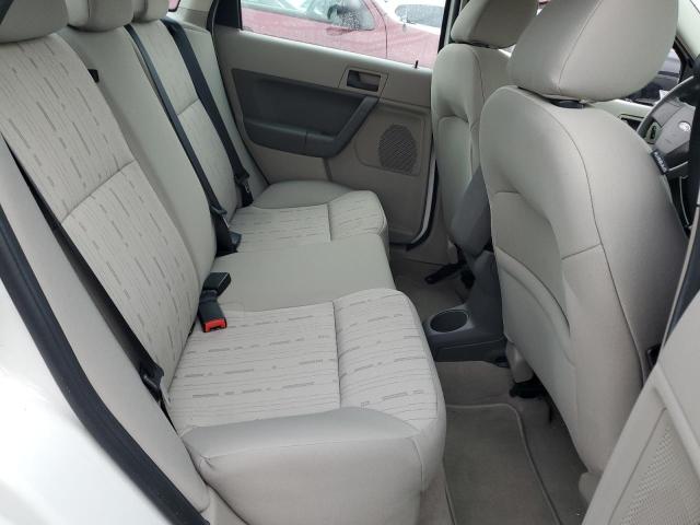 Photo 10 from auction – 2010 FORD FOCUS SE with VIN 1FAHP3FN2AW175972