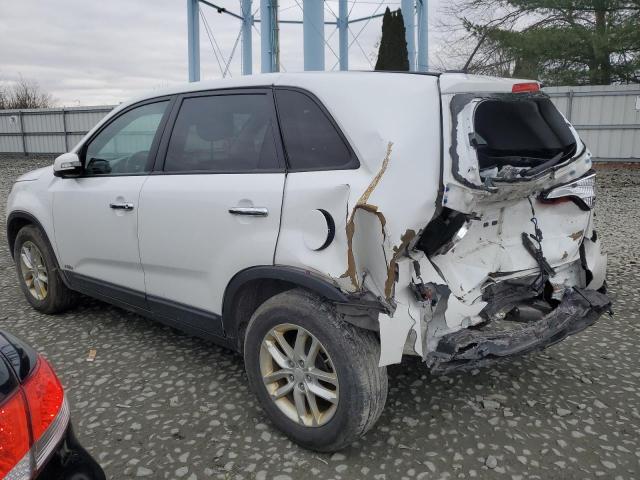 Photo 2 from auction – 2015 KIA SORENTO LX with VIN 5XYKTCA67FG604880