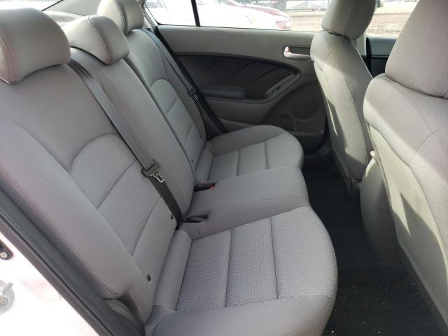 Photo 10 from auction – 2018 KIA FORTE LX with VIN 3KPFK4A78JE176701