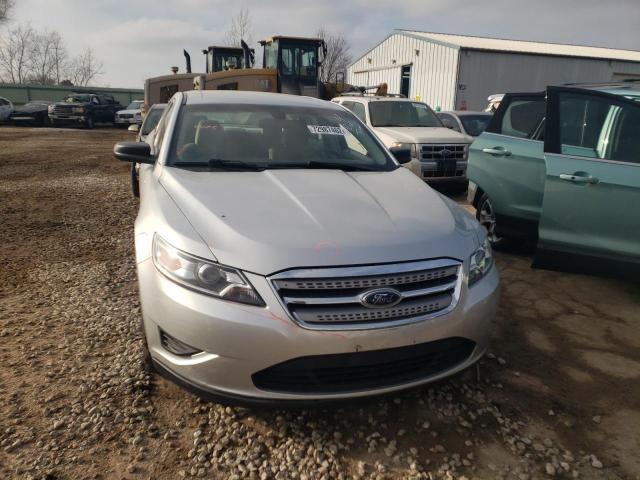 Photo 5 from auction – 2010 FORD TAURUS SE with VIN 1FAHP2DW4AG111688