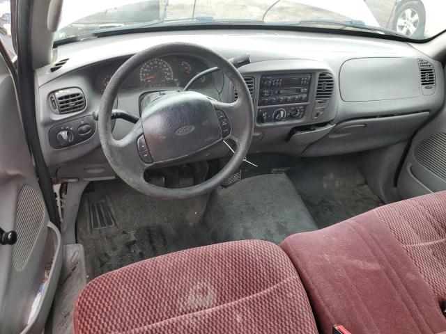 Photo 8 from auction – 2000 FORD F150 with VIN 1FTRX17W9YNB21627