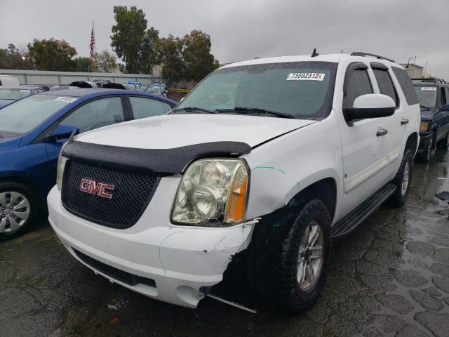GMC YUKON 2007 with VIN 1GKFC13027J378221 - Photo from auction