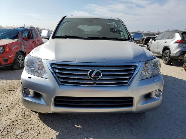 Photo 5 from auction – 2011 LEXUS LX 570 with VIN JTJHY7AX3B4069130