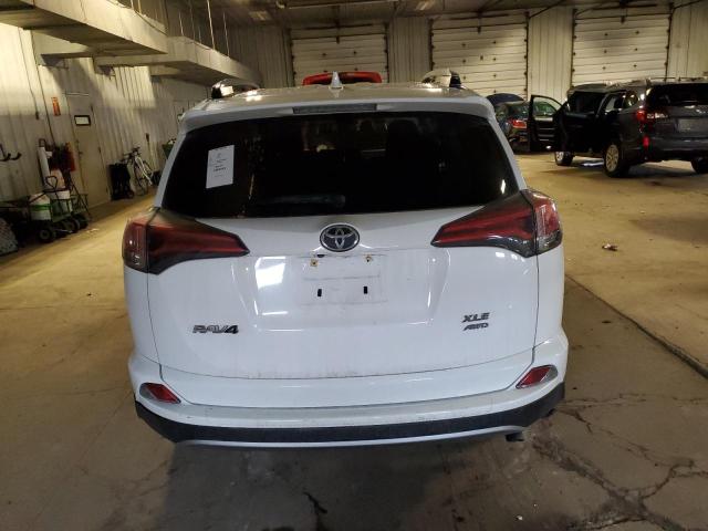 Photo 6 from auction – 2017 TOYOTA RAV4 XLE with VIN JTMRFREV1HD206687