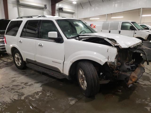 Photo 4 from auction – 2004 LINCOLN NAVIGATOR with VIN 5LMFU28R74LJ13762