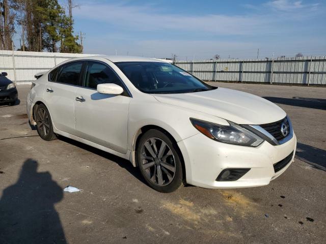 Photo 4 from auction – 2017 NISSAN ALTIMA 2.5 with VIN 1N4AL3AP3HC167512