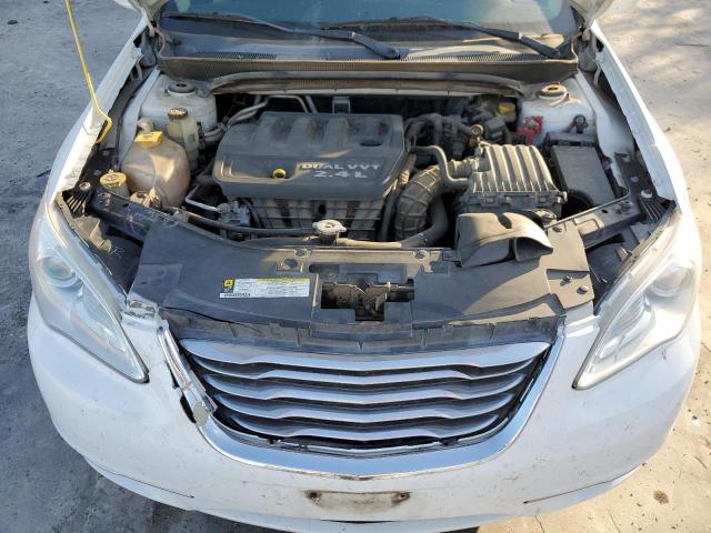 Photo 11 from auction – 2013 CHRYSLER 200 LX with VIN 1C3CCBAB2DN646816