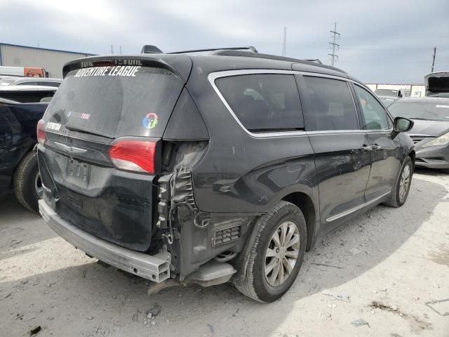 Photo 3 from auction – 2017 CHRYSLER PACIFICA T with VIN 2C4RC1BG8HR569288