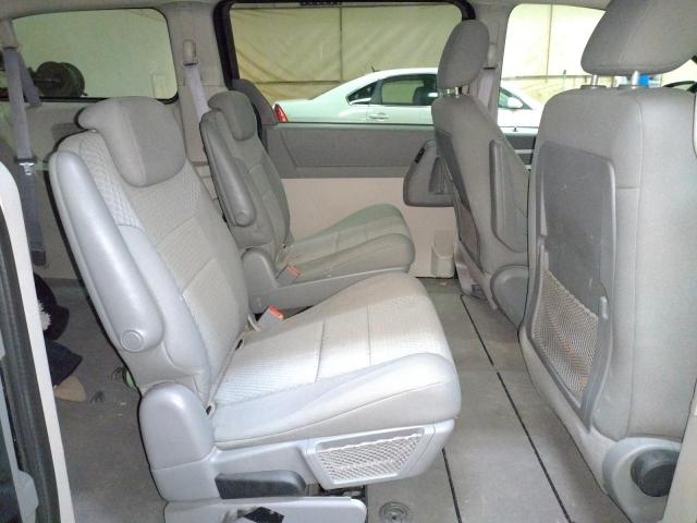 Photo 11 from auction – 2010 DODGE GRAND CARA with VIN 2D4RN4DE1AR125475