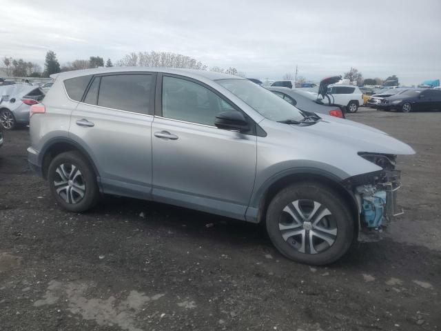 Photo 4 from auction – 2018 TOYOTA RAV4 LE with VIN 2T3BFREV0JW716264