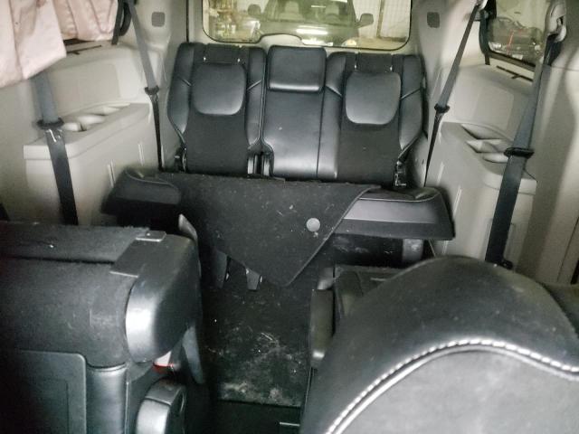 Photo 10 from auction – 2014 CHRYSLER TOWN & COU with VIN 2C4RC1CGXER192411