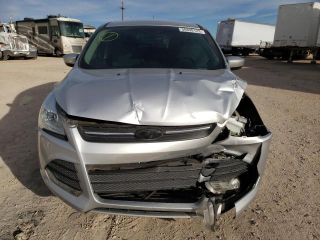 Photo 5 from auction – 2016 FORD ESCAPE SE with VIN 1FMCU0G73GUA53665