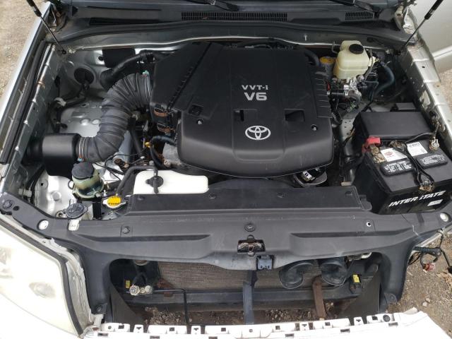 Photo 12 from auction – 2005 TOYOTA 4RUNNER SR with VIN JTEBU14R258050303