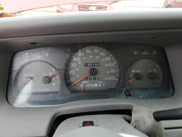 Photo 9 from auction – 1998 MERCURY GRAND MARQ with VIN 2MEFM74W7WX669137