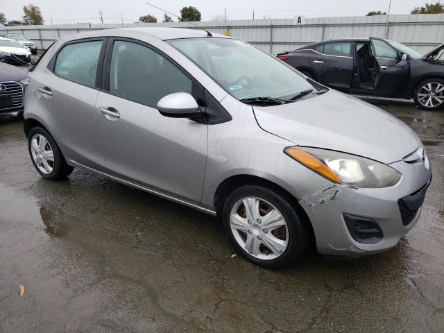 Photo 4 from auction – 2012 MAZDA MAZDA2 with VIN JM1DE1KZ4C0132512