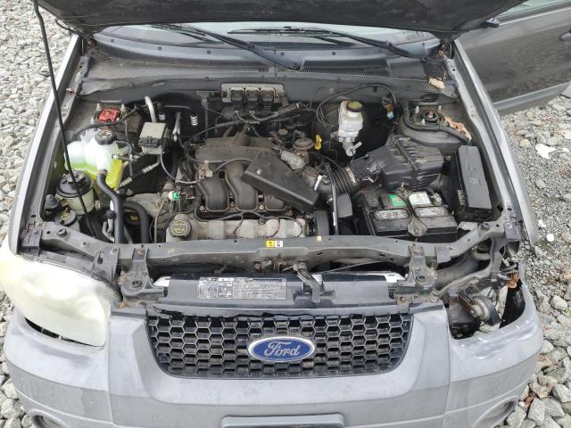 Photo 12 from auction – 2005 FORD ESCAPE XLT with VIN 1FMYU93175DA12576