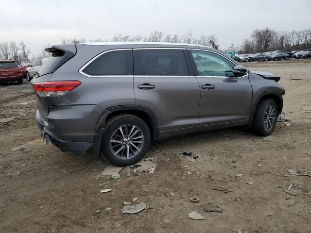 Photo 3 from auction – 2018 TOYOTA HIGHLANDER with VIN 5TDJZRFH1JS538992
