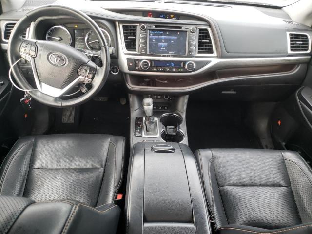 Photo 8 from auction – 2018 TOYOTA HIGHLANDER with VIN 5TDDZRFHXJS877683