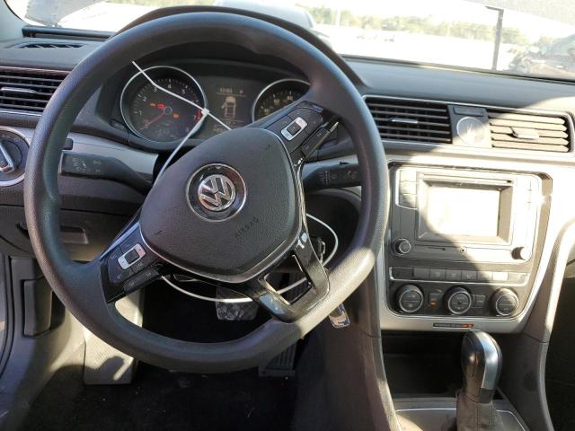 Photo 8 from auction – 2017 VOLKSWAGEN PASSAT S with VIN 1VWAT7A32HC047003