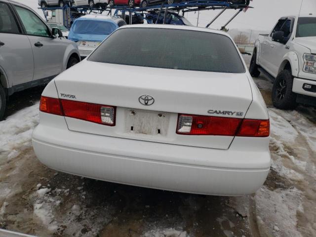 Photo 6 from auction – 2000 TOYOTA CAMRY CE with VIN JT2BG22KXY0442044