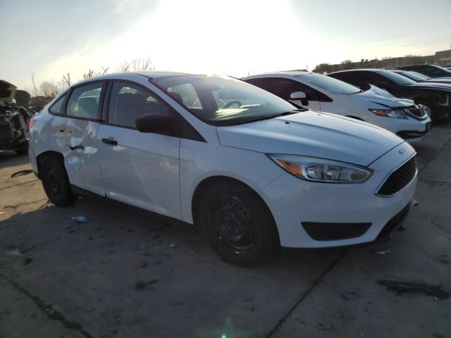 Photo 4 from auction – 2016 FORD FOCUS S with VIN 1FADP3E22GL395144