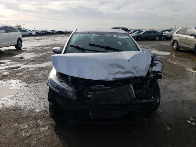 Photo 5 from auction – 2017 KIA FORTE LX with VIN 3KPFK4A74HE043718