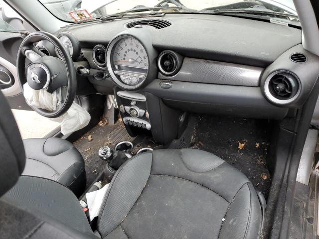 Photo 8 from auction – 2009 MINI COOPER S C with VIN WMWMM335X9TP72397