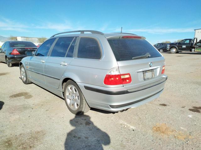 Photo 2 from auction – 2001 BMW 325 IT with VIN WBAAW33431ET42093