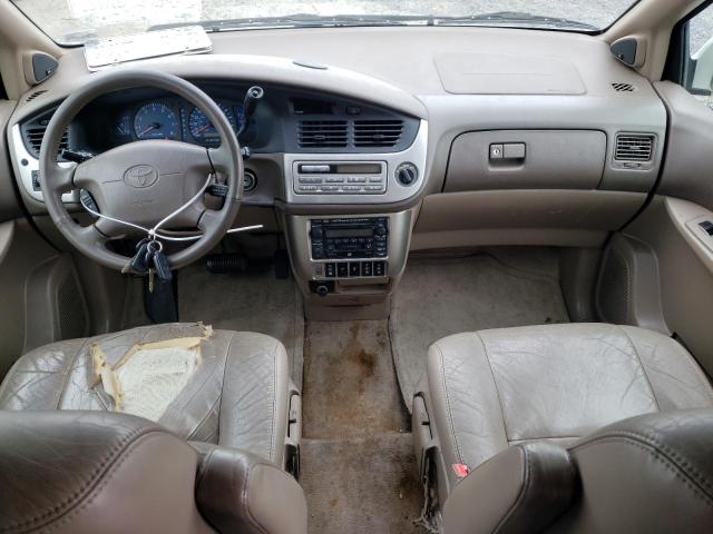 Photo 8 from auction – 2002 TOYOTA SIENNA LE with VIN 4T3ZF13CX2U452439