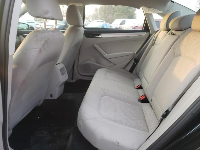 Photo 10 from auction – 2017 VOLKSWAGEN PASSAT S with VIN 1VWAT7A33HC047429