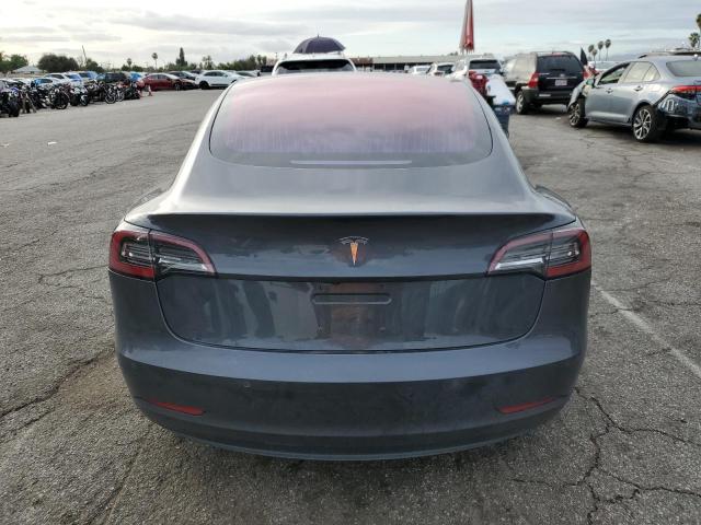 Photo 6 from auction – 2018 TESLA MODEL 3 with VIN 5YJ3E1EA8JF013376