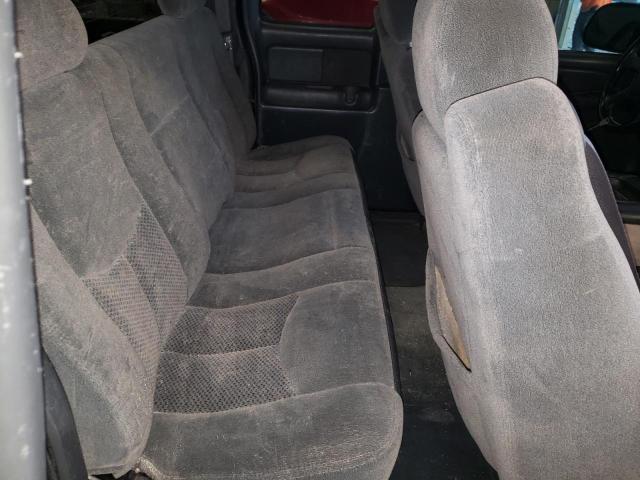 Photo 10 from auction – 2004 CHEVROLET SILVERADO with VIN 2GCEC19V141113693