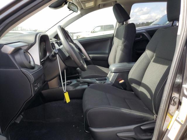 Photo 7 from auction – 2017 TOYOTA RAV4 XLE with VIN JTMWFREV3HJ101802