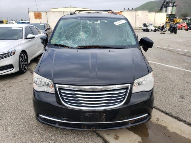Photo 5 from auction – 2016 CHRYSLER TOWN & COU with VIN 2C4RC1BGXGR267676