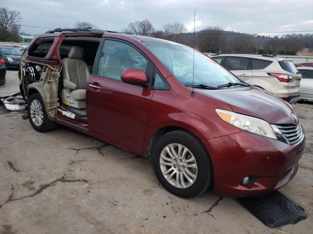 Photo 4 from auction – 2013 TOYOTA SIENNA XLE with VIN 5TDYK3DC9DS303624