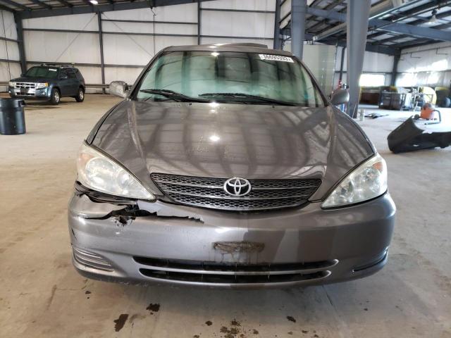 Photo 5 from auction – 2004 TOYOTA CAMRY LE with VIN 4T1BE32K84U829161
