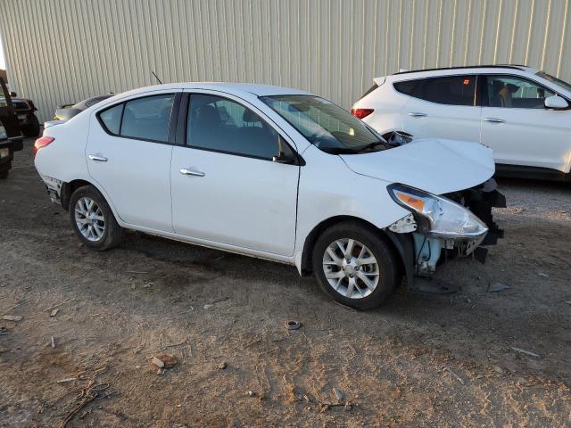 Photo 4 from auction – 2017 NISSAN VERSA S with VIN 3N1CN7AP8HL859955