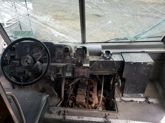 Photo 8 from auction – 1997 FREIGHTLINER CHASSIS M with VIN 4UZA4FF41VC790836