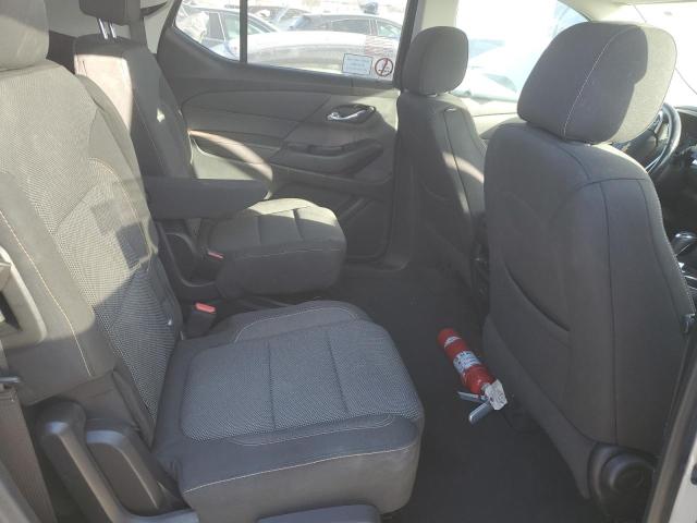 Photo 11 from auction – 2019 CHEVROLET TRAVERSE L with VIN 1GNEVMKW1KJ271735