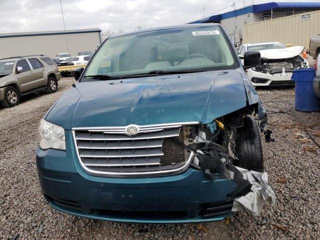 Photo 5 from auction – 2009 CHRYSLER TOWN & COU with VIN 2A8HR44EX9R535998