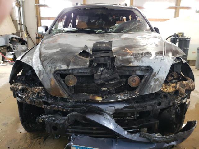 Photo 5 from auction – 2004 KIA SORENTO EX with VIN KNDJC733045254617
