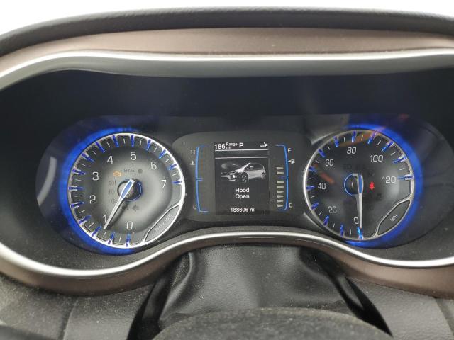Photo 9 from auction – 2017 CHRYSLER PACIFICA T with VIN 2C4RC1BG8HR569288