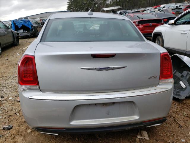 Photo 6 from auction – 2020 CHRYSLER 300 LIMITE with VIN 2C3CCAEG3LH131475