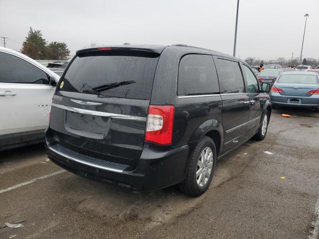 Photo 3 from auction – 2015 CHRYSLER TOWN & COU with VIN 2C4RC1BG2FR609961