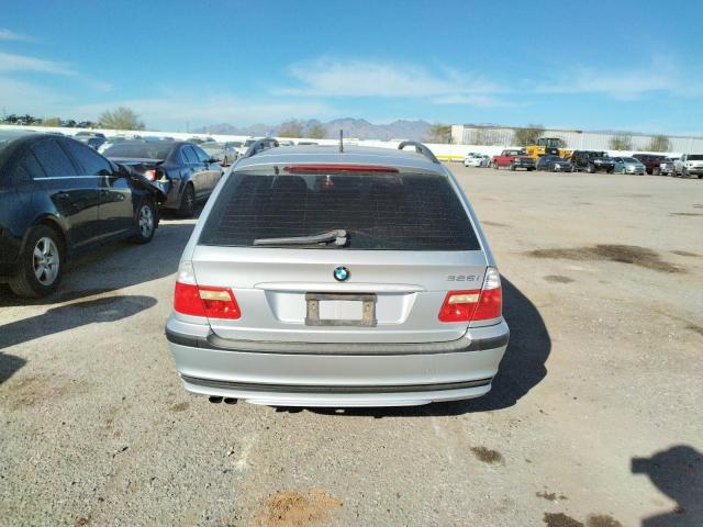 Photo 6 from auction – 2001 BMW 325 IT with VIN WBAAW33431ET42093