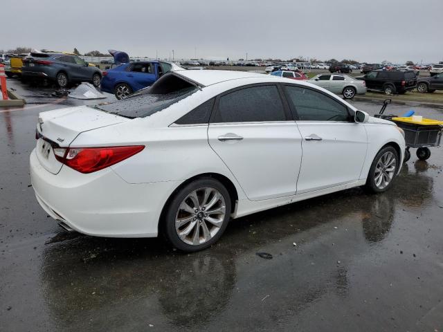 Photo 3 from auction – 2011 HYUNDAI SONATA SE with VIN 5NPEC4AB9BH208629