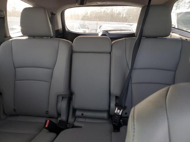 Photo 10 from auction – 2022 HONDA PILOT TOUR with VIN 5FNYF5H92NB005954
