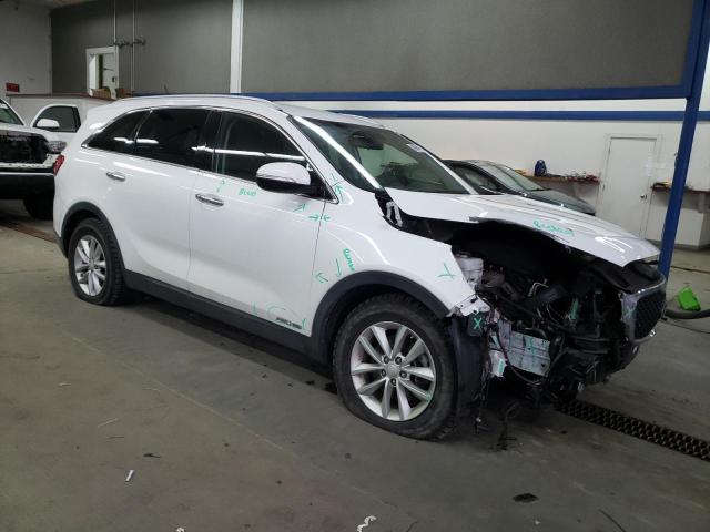 Photo 4 from auction – 2018 KIA SORENTO LX with VIN 5XYPGDA55JG376751