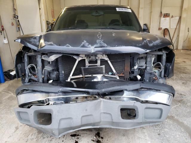 Photo 5 from auction – 2004 CHEVROLET SILVERADO with VIN 2GCEC19V141113693