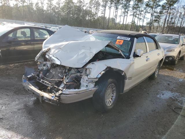 Photo 1 from auction – 2002 LINCOLN TOWN CAR C with VIN 1LNHM83WX2Y653585